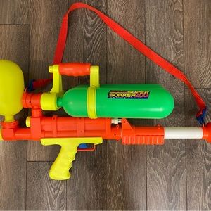 COPY - Vintage 1991 Larami Super Soaker 200